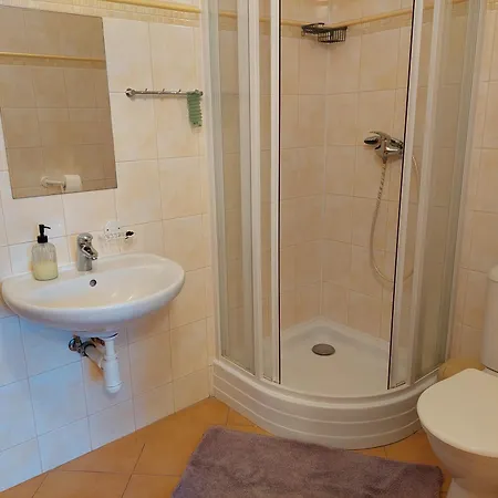Hamry Apartment *